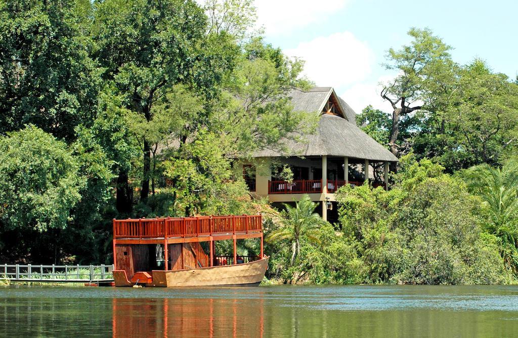 Divava Okavango Resort And Spa Bagani 外观 照片